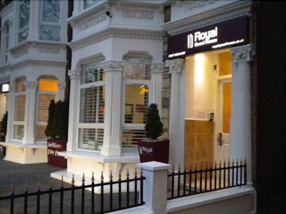 Royal Guest House 2 Hammersmith London Exterior photo