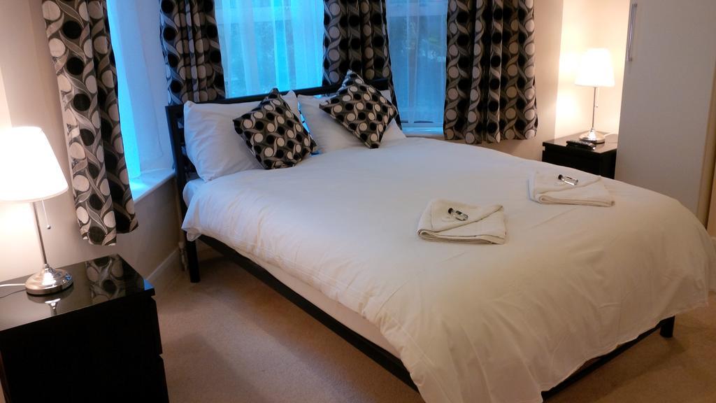 Royal Guest House 2 Hammersmith London Exterior photo