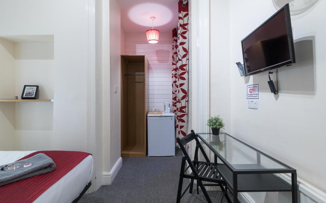 Royal Guest House 2 Hammersmith London Exterior photo