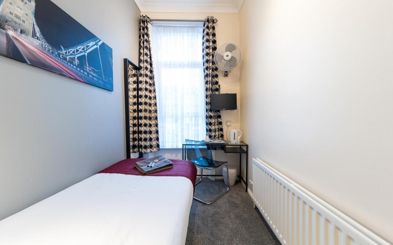 Royal Guest House 2 Hammersmith London Exterior photo